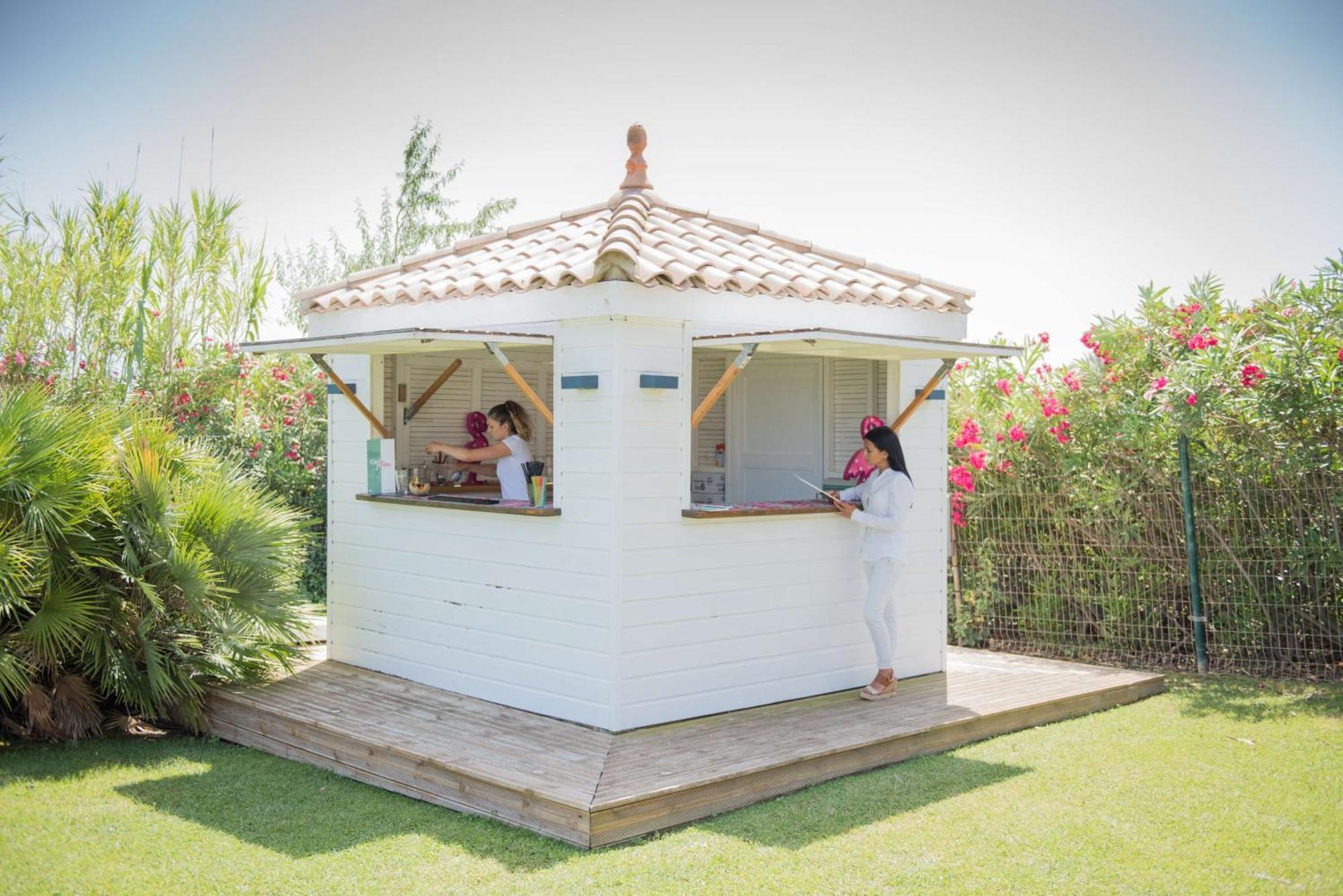 Grand Hotel Les Flamants Roses Thalasso & Spa Canet-en-Roussillon Bagian luar foto