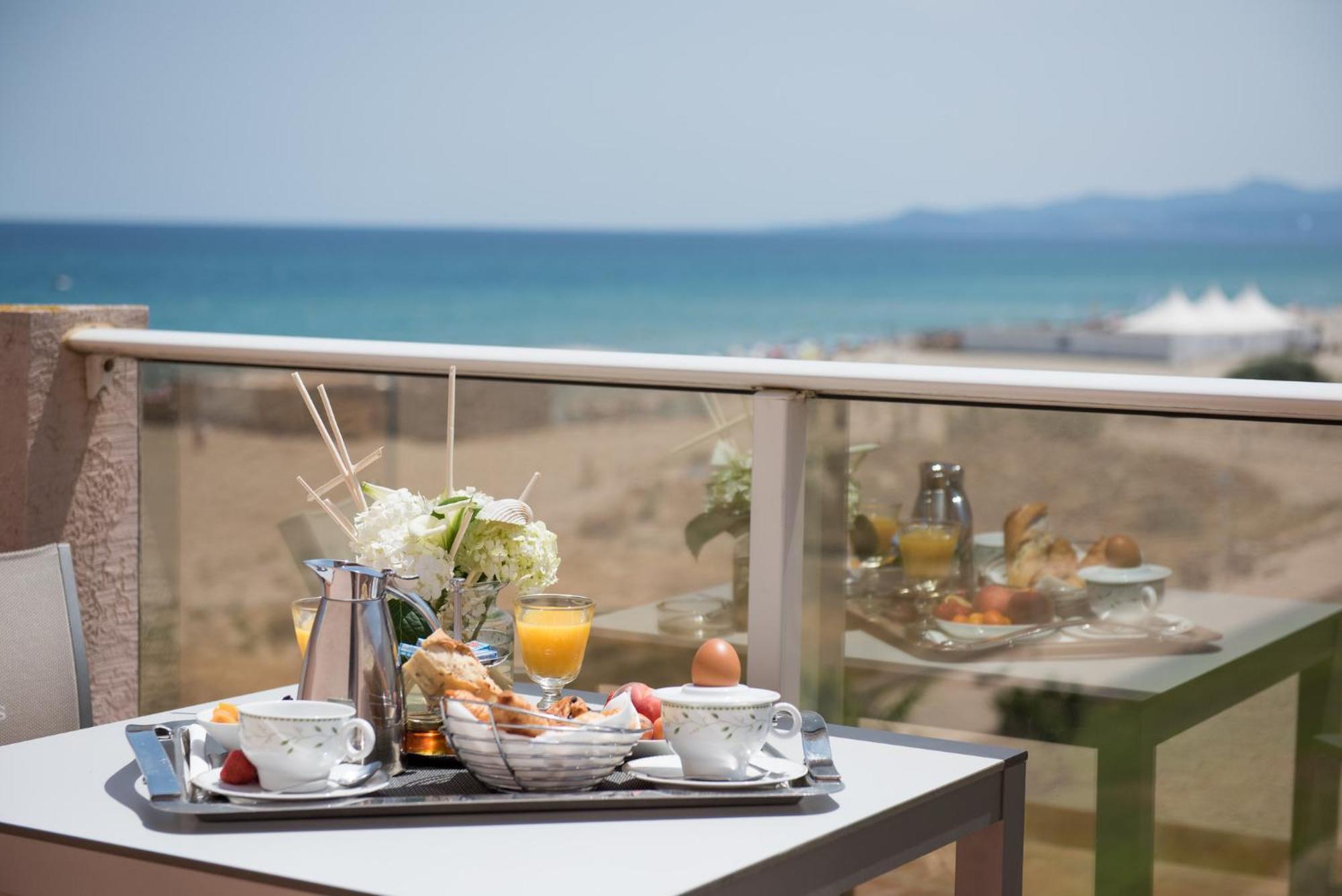 Grand Hotel Les Flamants Roses Thalasso & Spa Canet-en-Roussillon Bagian luar foto