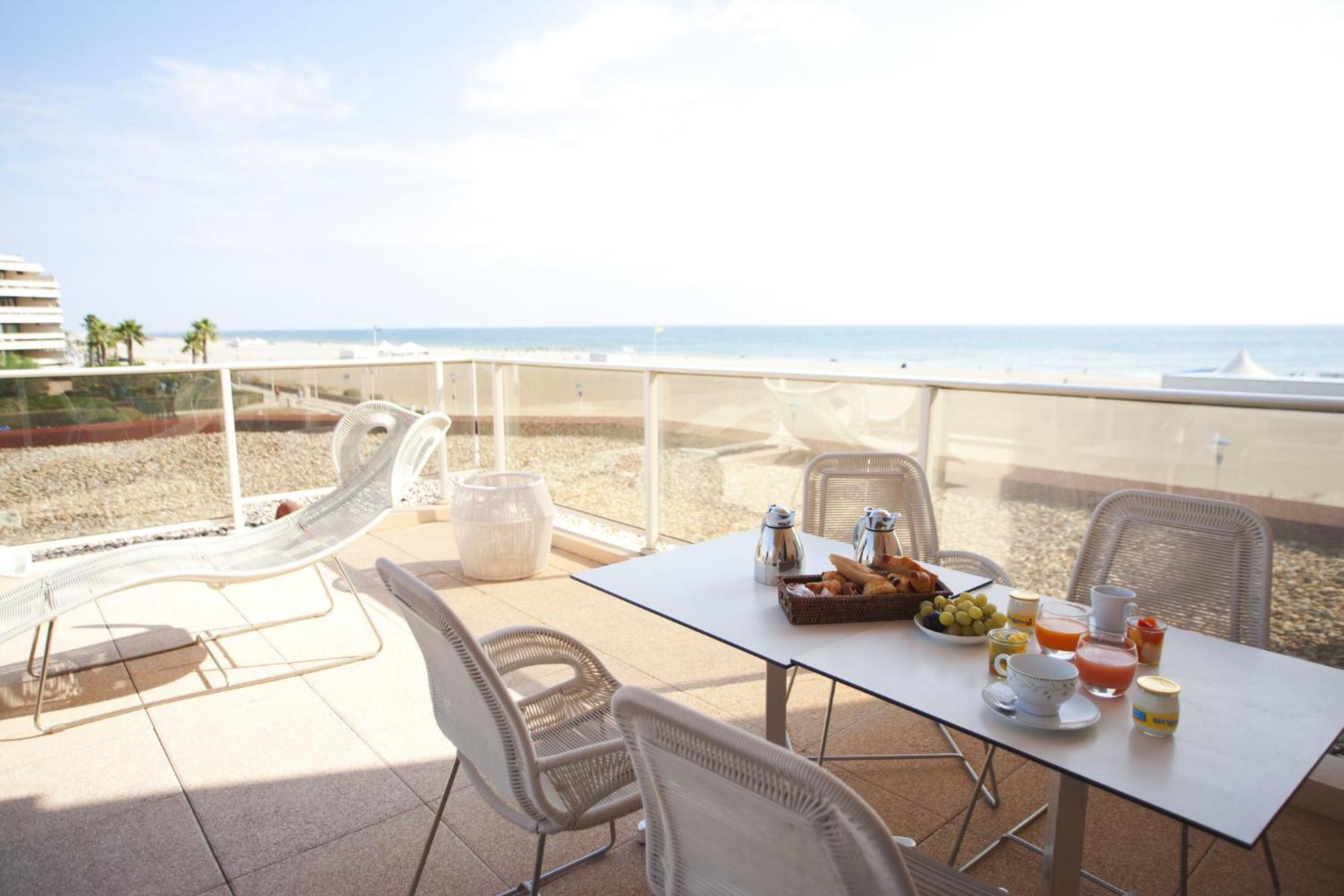 Grand Hotel Les Flamants Roses Thalasso & Spa Canet-en-Roussillon Bagian luar foto